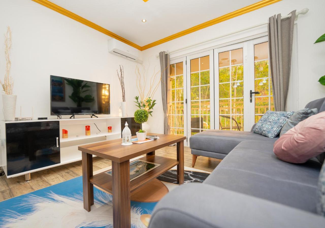 Paradise Breeze Apartment Misere Ngoại thất bức ảnh