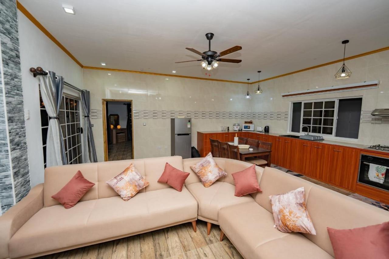 Paradise Breeze Apartment Misere Ngoại thất bức ảnh